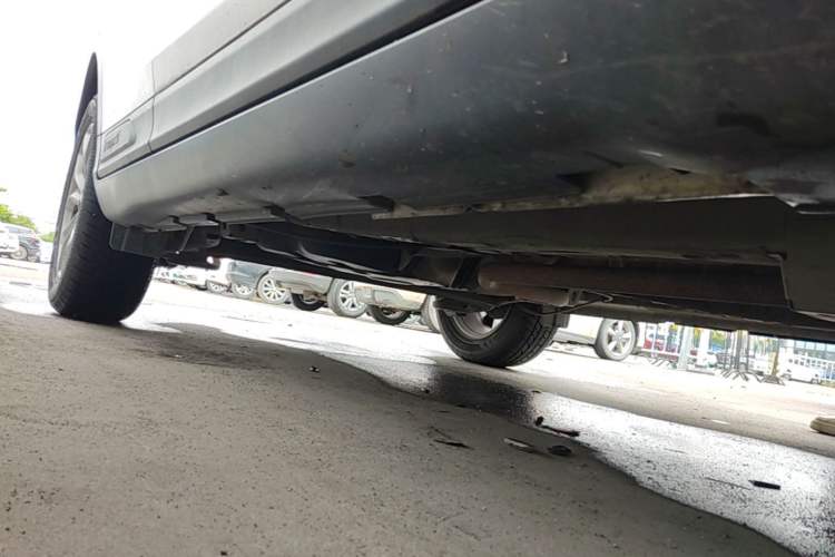 Used GAC Trumpchi GS3 2017 150N Automatic Elite Edition Chassis Front Right