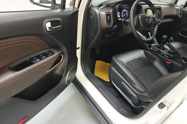 Used GAC Trumpchi GS3 2017 150N Manual Elite Edition Driver Seat