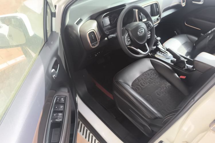Used GAC Trumpchi GS3 2017 200T Automatic Elite Edition Driver Seat
