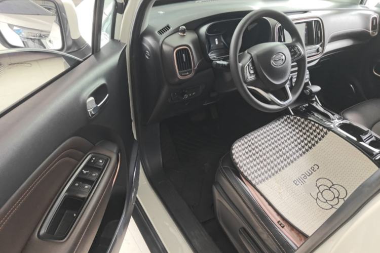 Used GAC Trumpchi GS3 2017 200T Automatic Luxury Edition Driver Seat
