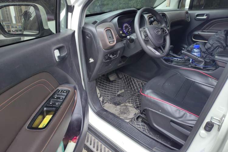 Used GAC Trumpchi GS3 2017 150N Automatic Comfort Edition Driver Seat