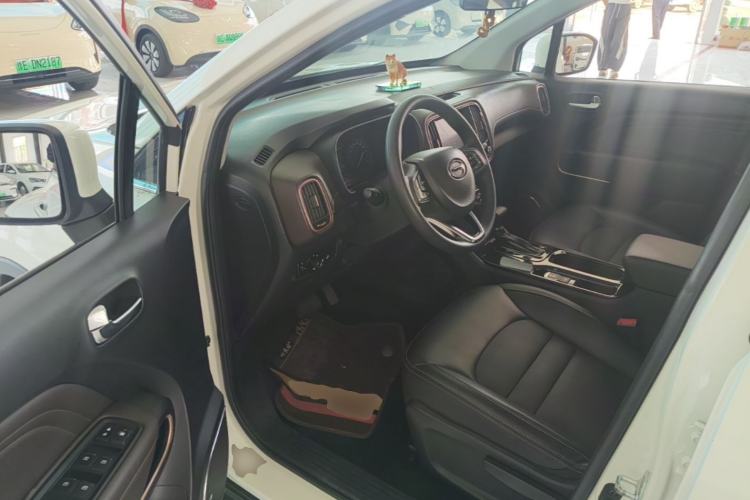 Used GAC Trumpchi GS3 2017 200T Automatic Luxury Edition Driver Seat