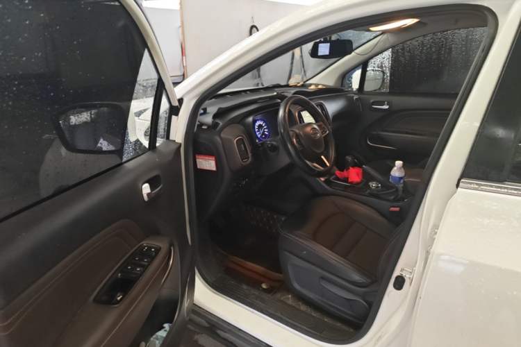 Used GAC Trumpchi GS3 2017 150N Manual Luxury Edition Driver Seat