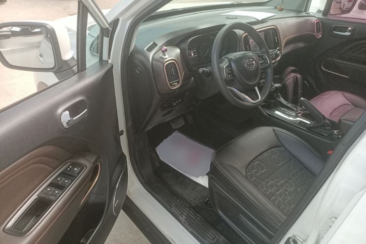 Used GAC Trumpchi GS3 2017 200T Automatic Elite Edition Driver Seat