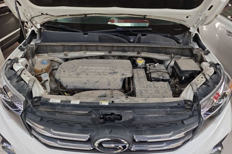 Used GAC Trumpchi GS3 2017 150N Automatic Elite Edition Engine Bay