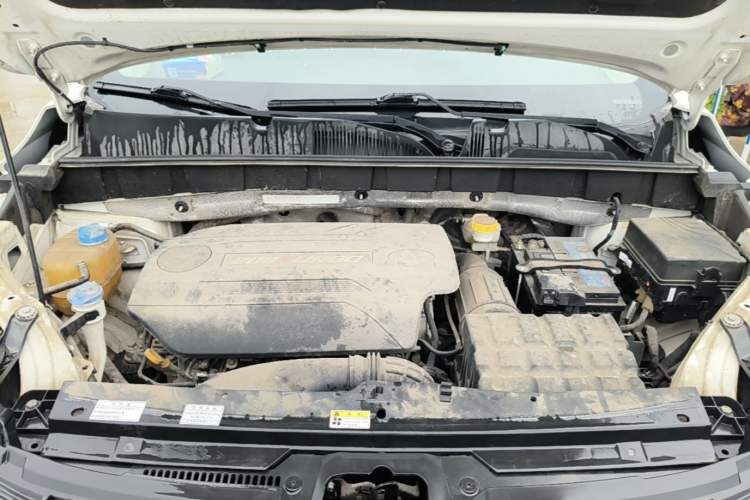 Used GAC Trumpchi GS3 2017 200T Automatic Luxury Edition Engine Bay