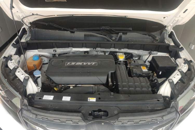Used GAC Trumpchi GS3 2017 150N Automatic Elite Edition Engine Bay