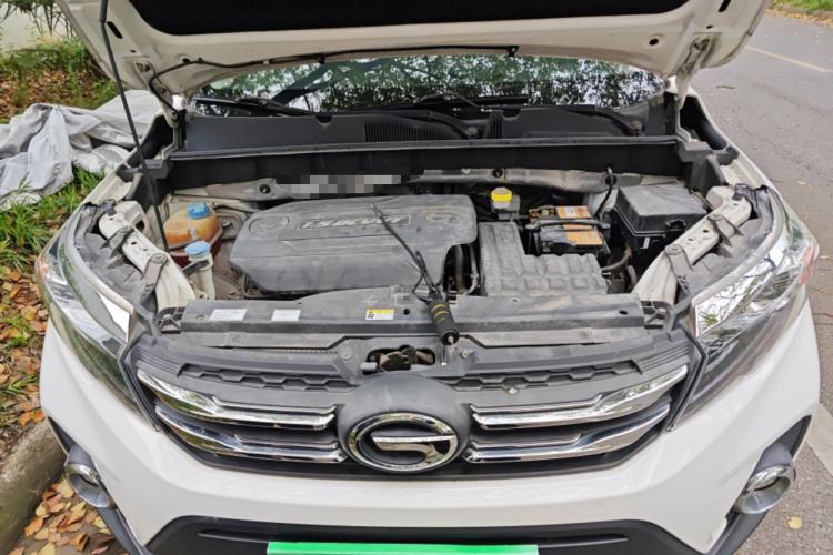 Used GAC Trumpchi GS3 2017 150N Automatic Elite Edition Engine Bay