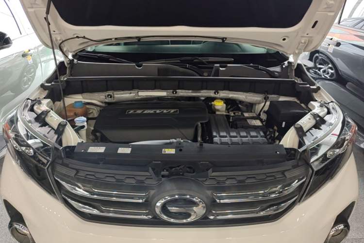 Used GAC Trumpchi GS3 2017 150N Automatic Elite Edition Engine Bay