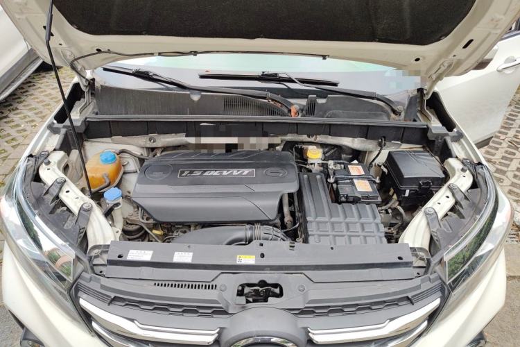 Used GAC Trumpchi GS3 2017 150N Automatic Elite Edition Engine Bay