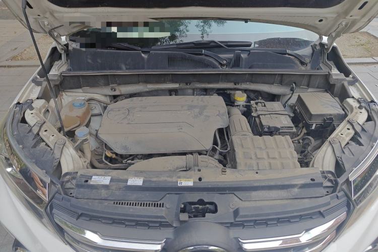 Used GAC Trumpchi GS3 2017 200T Automatic Elite Edition Engine Bay