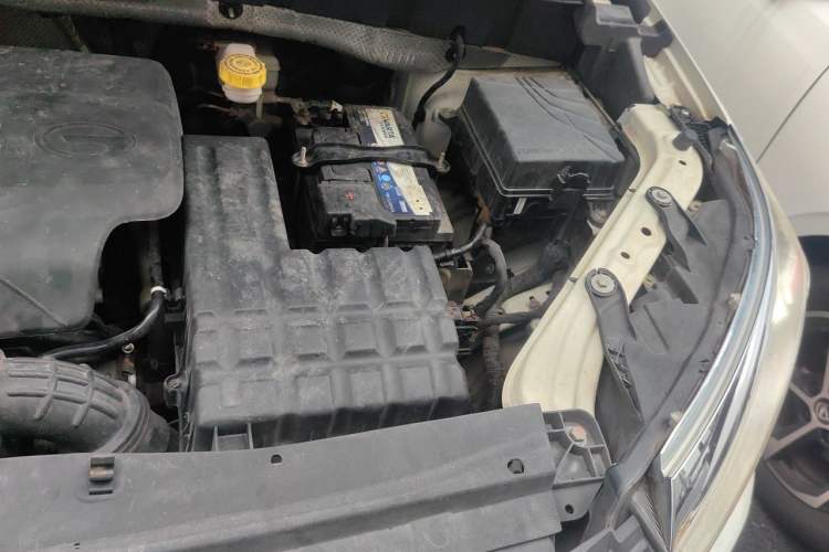 Used GAC Trumpchi GS3 2017 150N Automatic Elite Edition Engine Bay Left