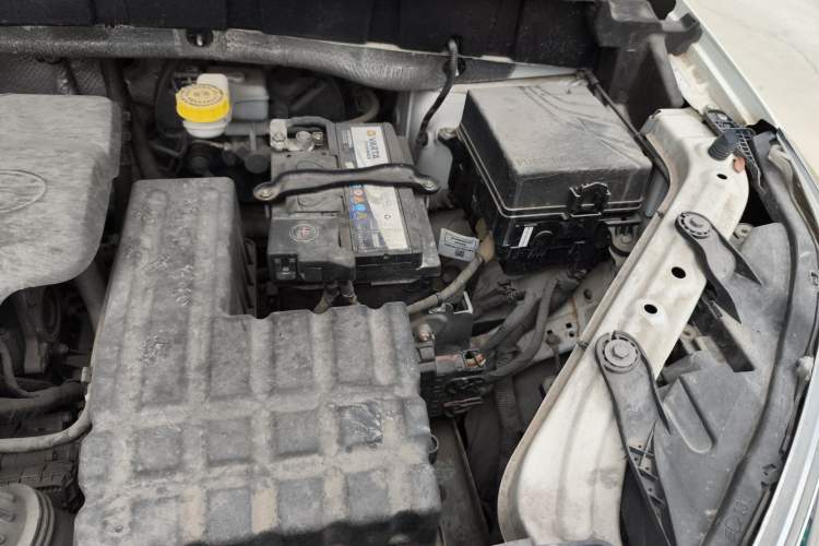 Used GAC Trumpchi GS3 2017 150N Manual Elite Edition Engine Bay Left