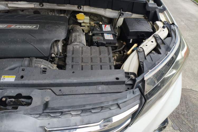 Used GAC Trumpchi GS3 2017 200T Automatic Luxury Edition Engine Bay Left