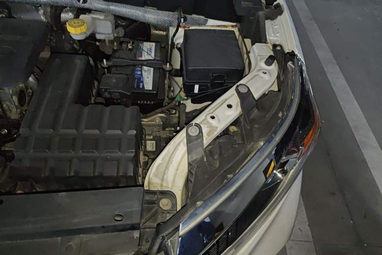 Used GAC Trumpchi GS3 2017 150N Automatic Elite Edition Engine Bay Left