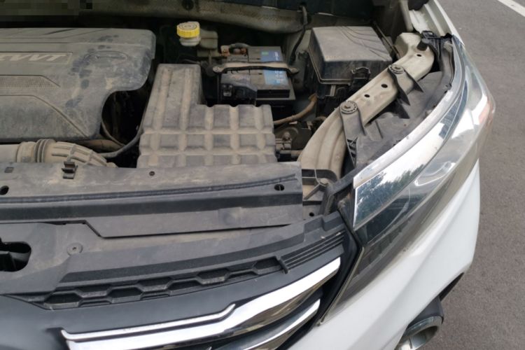 Used GAC Trumpchi GS3 2017 150N Automatic Elite Edition Engine Bay Left