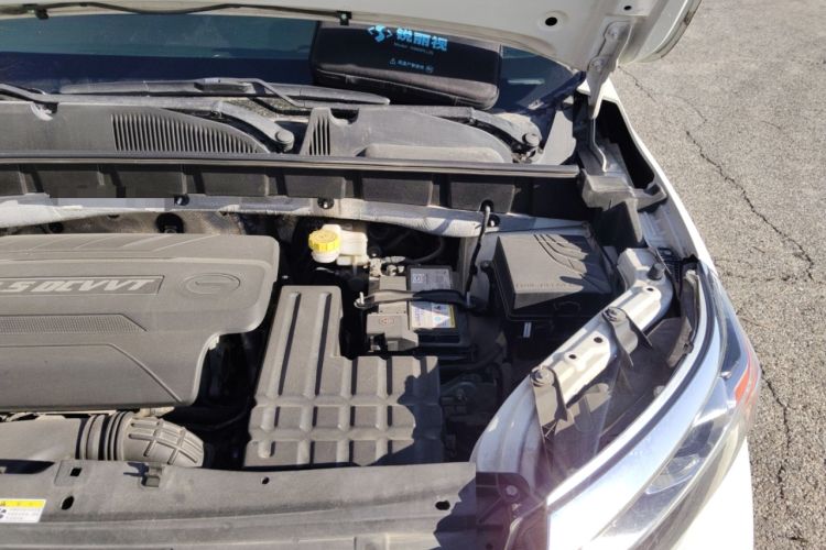 Used GAC Trumpchi GS3 2017 150N Manual Elite Edition Engine Bay Left