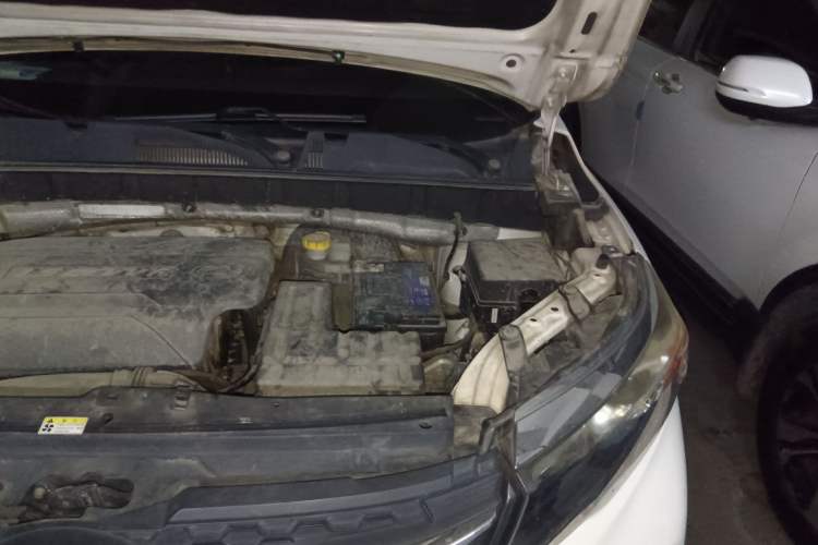 Used GAC Trumpchi GS3 2017 150N Automatic Elite Edition Engine Bay Left