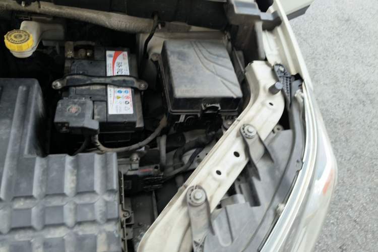 Used GAC Trumpchi GS3 2017 150N Automatic Elite Edition Engine Bay Left