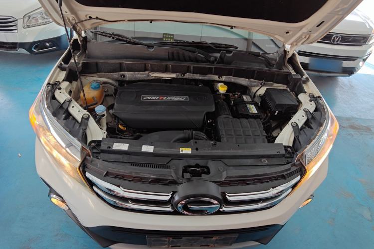 Used GAC Trumpchi GS3 2017 200T Automatic Elite Edition Engine Bay