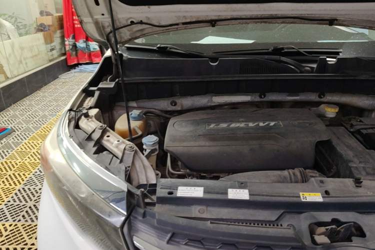 Used GAC Trumpchi GS3 2017 150N Manual Elite Edition Engine Bay Right