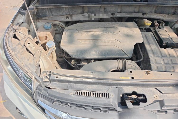 Used GAC Trumpchi GS3 2017 150N Manual Luxury Edition Engine Bay Right