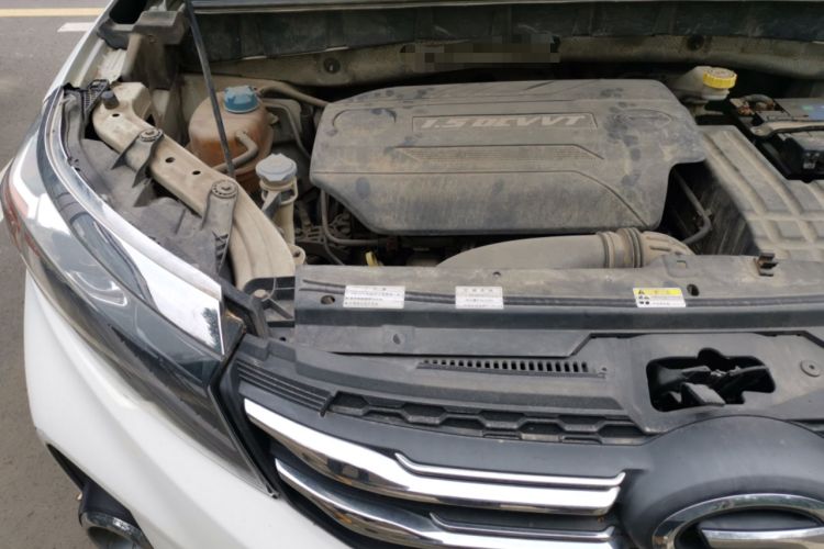 Used GAC Trumpchi GS3 2017 150N Automatic Elite Edition Engine Bay Right