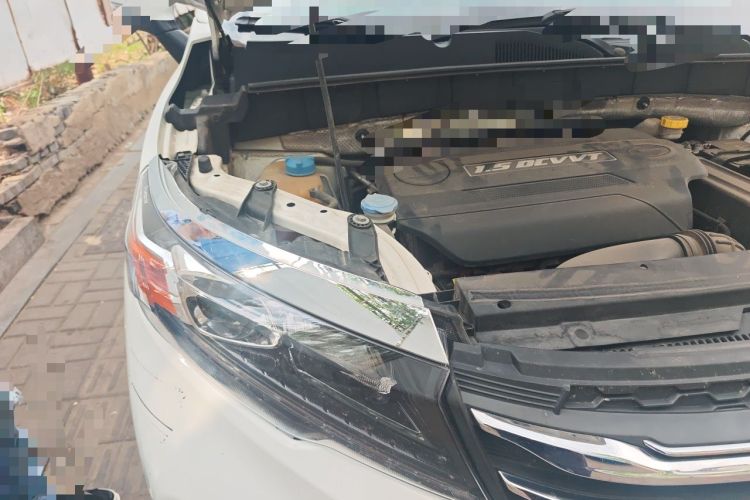 Used GAC Trumpchi GS3 2017 150N Automatic Elite Edition Engine Bay Right