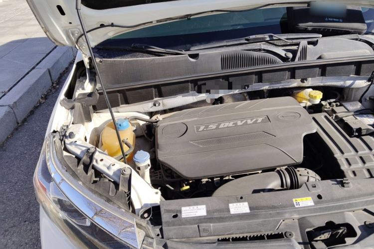 Used GAC Trumpchi GS3 2017 150N Manual Elite Edition Engine Bay Right