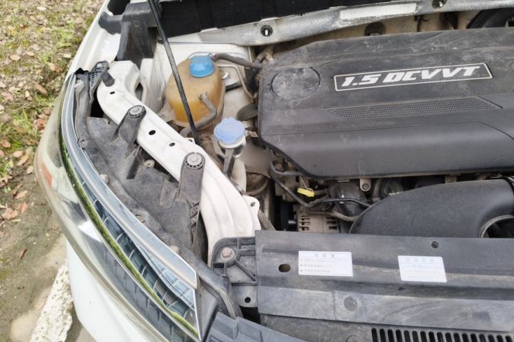 Used GAC Trumpchi GS3 2017 150N Manual Elite Edition Engine Bay Right