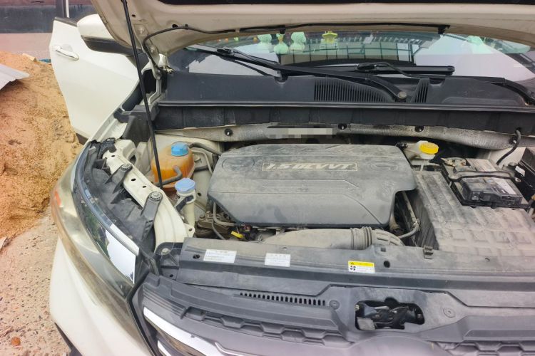 Used GAC Trumpchi GS3 2017 150N Automatic Elite Edition Engine Bay Right