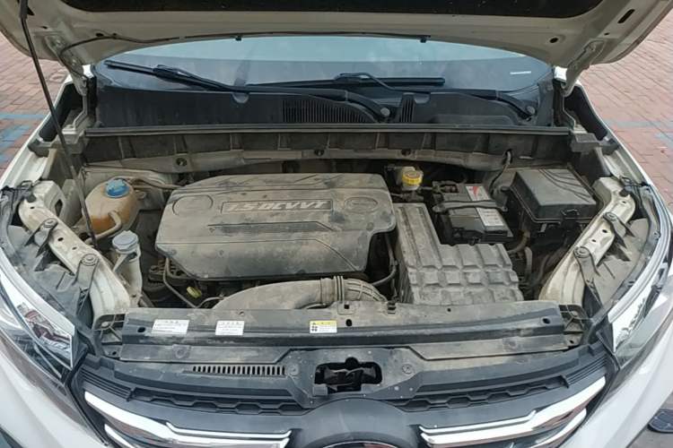 Used GAC Trumpchi GS3 2017 150N Manual Comfort Edition Engine Bay