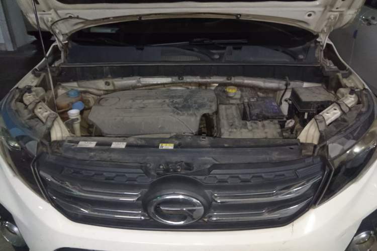 Used GAC Trumpchi GS3 2017 150N Automatic Elite Edition Engine Bay