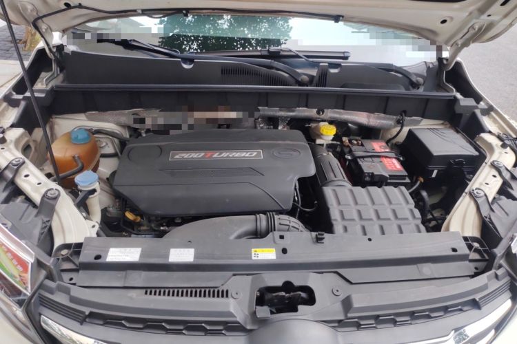 Used GAC Trumpchi GS3 2017 200T Automatic Elite Edition Engine Bay