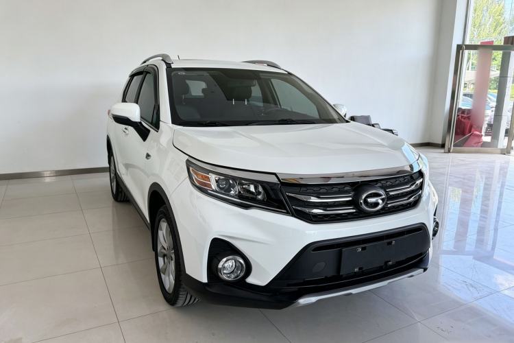 Used GAC Trumpchi GS3 2017 150N Automatic Elite Edition Exterior 2