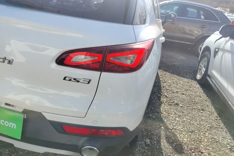 Used GAC Trumpchi GS3 2017 150N Automatic Elite Edition Exterior 3