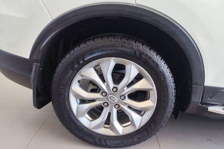 Used GAC Trumpchi GS3 2017 150N Automatic Elite Edition Exterior 5