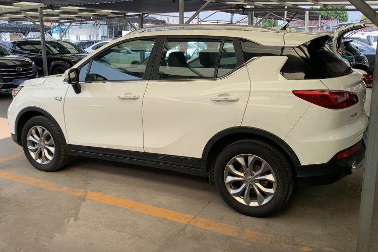 Used GAC Trumpchi GS3 2017 150N Automatic Elite Edition Exterior 5