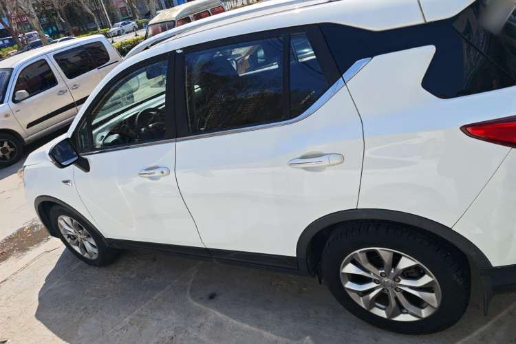 Used GAC Trumpchi GS3 2017 150N Manual Elite Edition Exterior 5