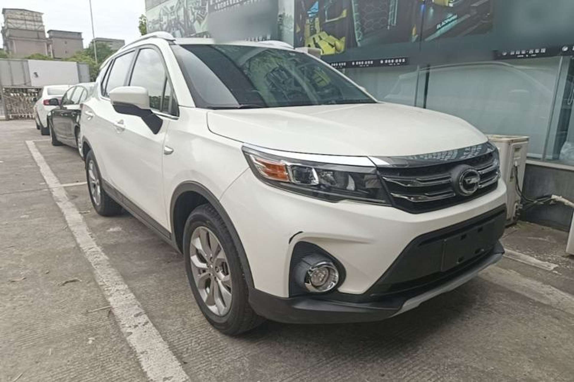 Used GAC Trumpchi GS3 2017 150N Automatic Elite Edition Front Right 45 Deg