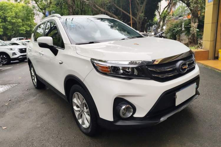 Used GAC Trumpchi GS3 2017 150N Automatic Elite Edition Front Right 45 Deg