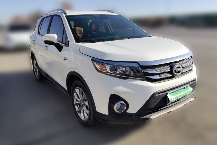 Used GAC Trumpchi GS3 2017 150N Manual Elite Edition Front Right 45 Deg