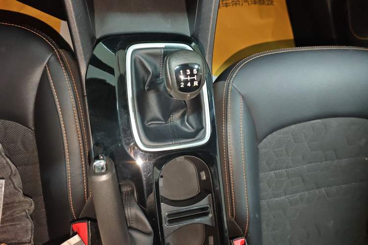 Used GAC Trumpchi GS3 2017 150N Manual Elite Edition Gear Lever