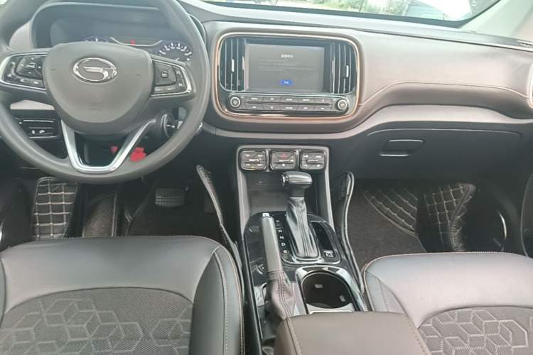 Used GAC Trumpchi GS3 2017 150N Automatic Elite Edition Gear Lever