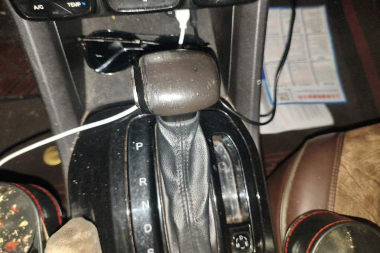 Used GAC Trumpchi GS3 2017 200T Automatic Elite Edition Gear Lever