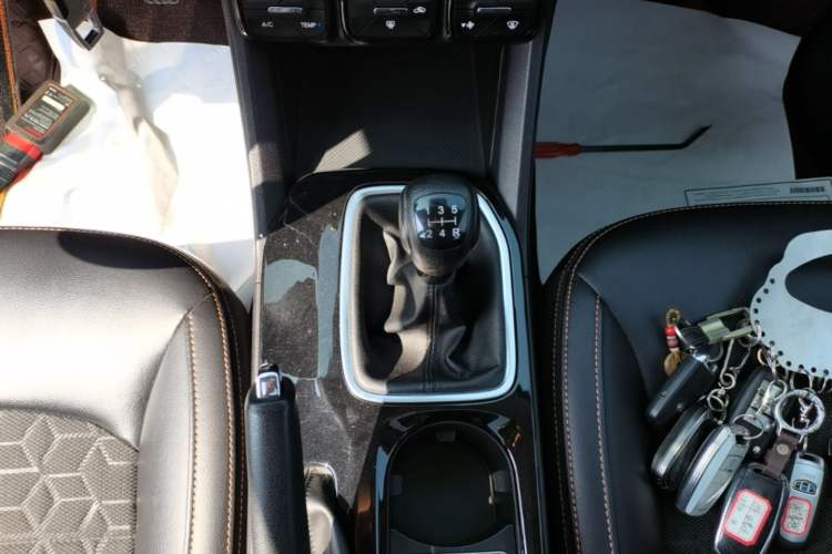 Used GAC Trumpchi GS3 2017 150N Manual Elite Edition Gear Lever