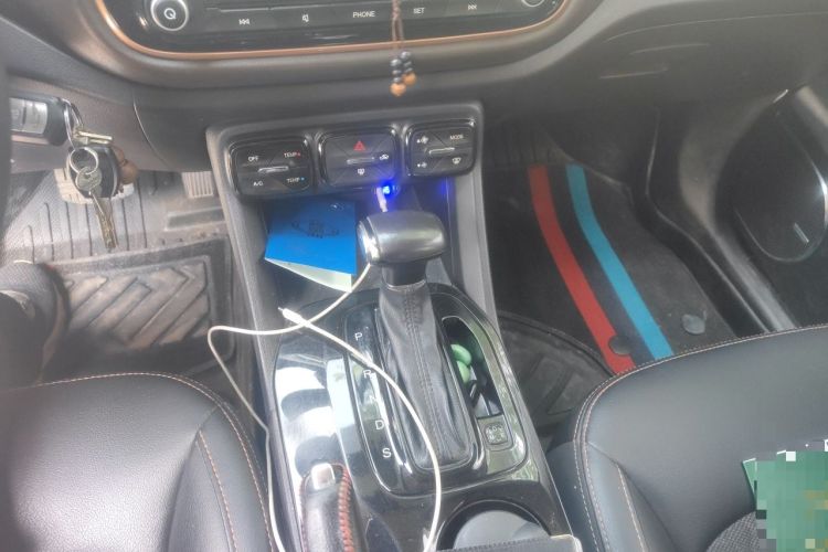 Used GAC Trumpchi GS3 2017 150N Automatic Elite Edition Gear Lever