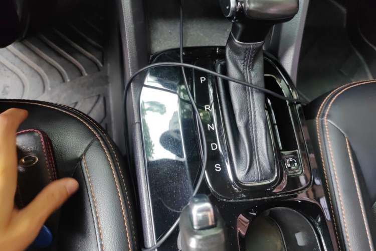 Used GAC Trumpchi GS3 2017 200T Automatic Elite Edition Gear Lever
