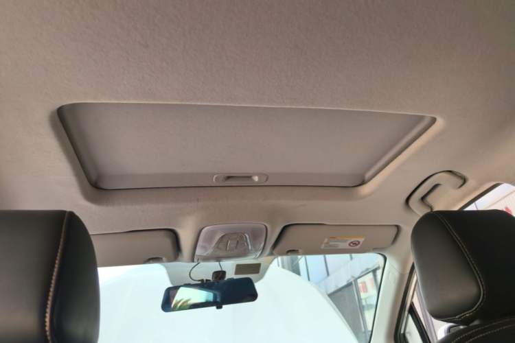 Used GAC Trumpchi GS3 2017 150N Automatic Elite Edition Headliner