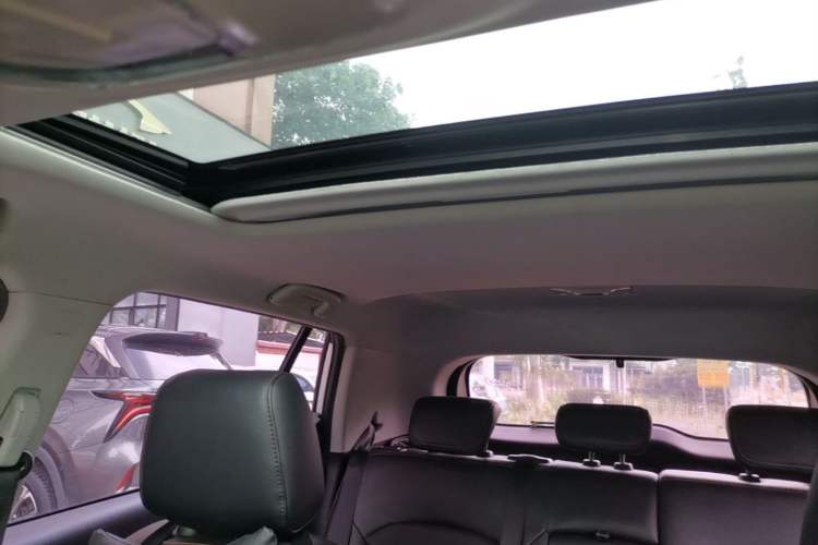 Used GAC Trumpchi GS3 2017 200T Automatic Luxury Edition Headliner